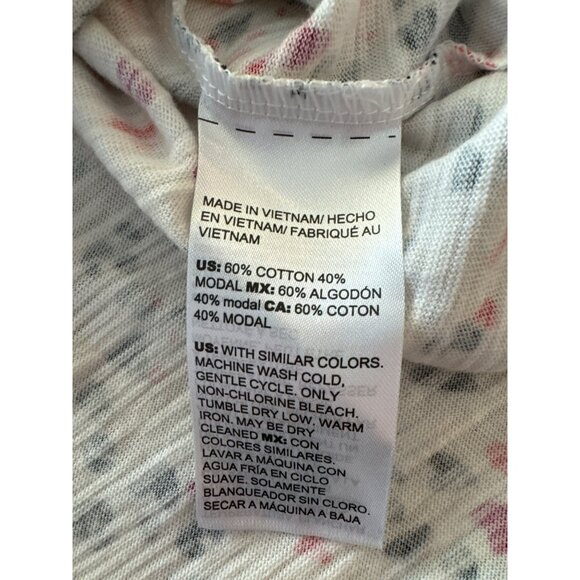 Chicos Knit V-Neck Top Red Black Heart Print Long Sleeves Size XL 3 NWT - Picture 6 of 7